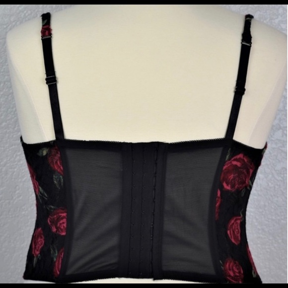 Women’s Bra or Corset. - Picture 3 of 6